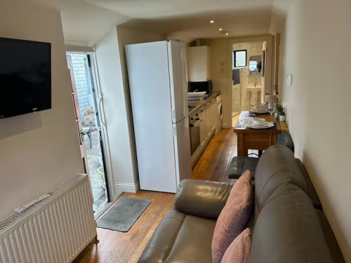 st-annes-house-holidays-the-stables-2